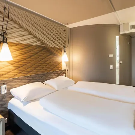 Wuppertal-city Hotel 2*