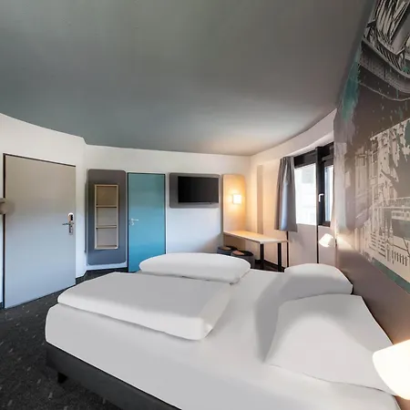 Wuppertal-city فندق 3*