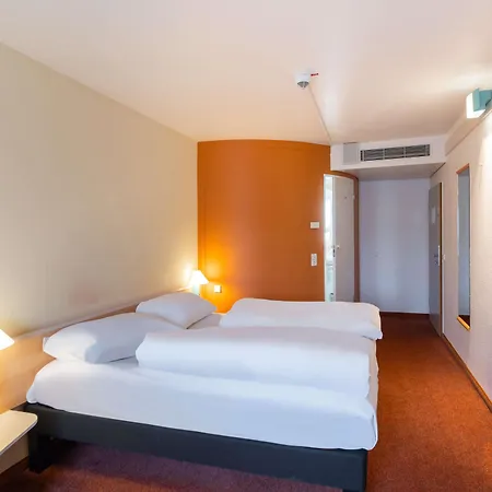 Wuppertal-city 3*
