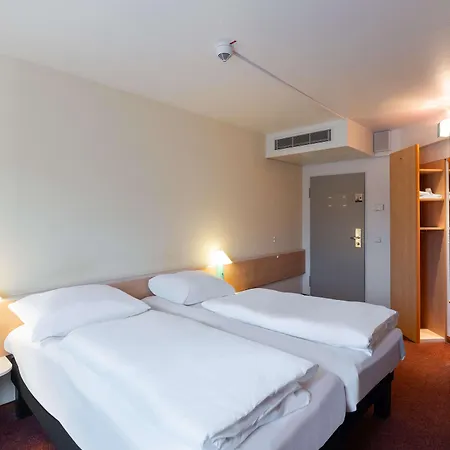 Wuppertal-city 3* وبرتال