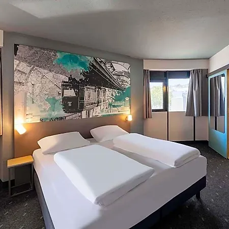 Wuppertal-city Hotel 3*