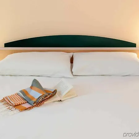 Wuppertal-city فندق