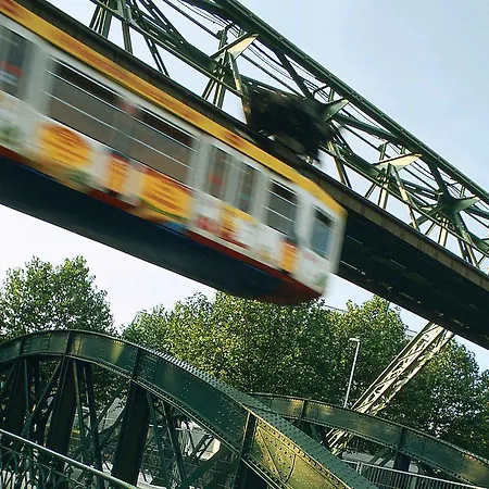 Wuppertal-city 3*